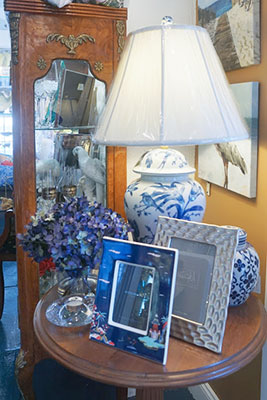 Ceramic lamps and photo frames at the Wooden Indian Ltd